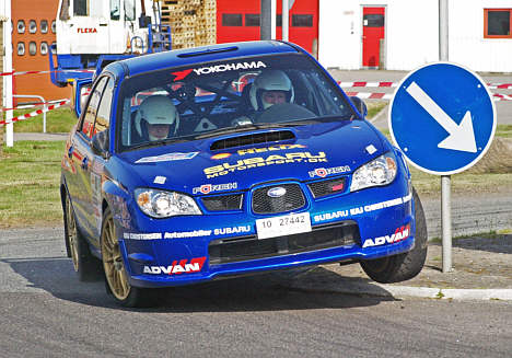 Max Christensen går til makronerne i Subaru Impreza WRX’eren.